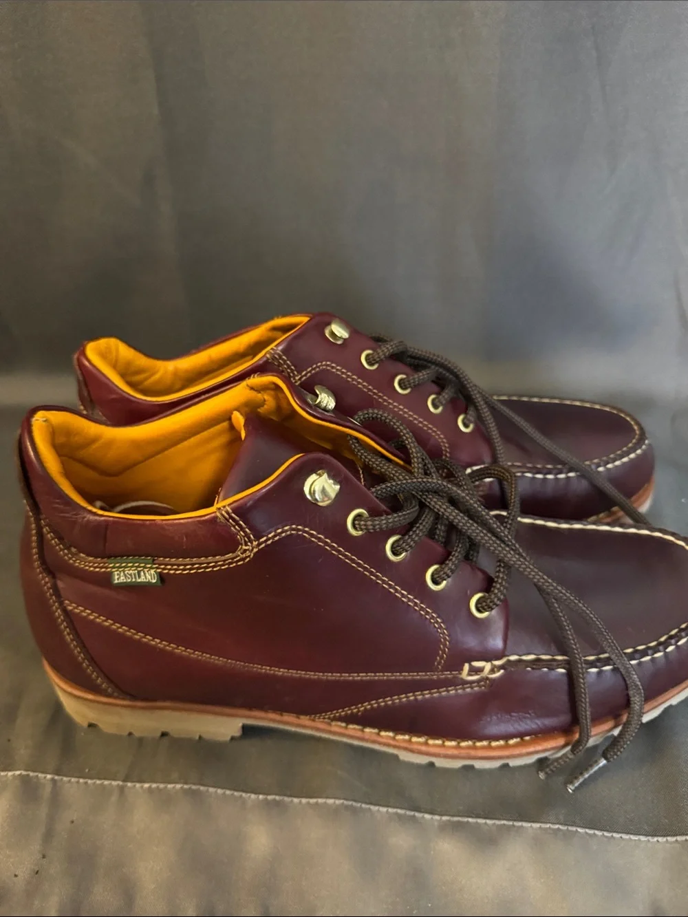 Eastland Men’s Burgundy Leather Brooklyn Ankle Boots.